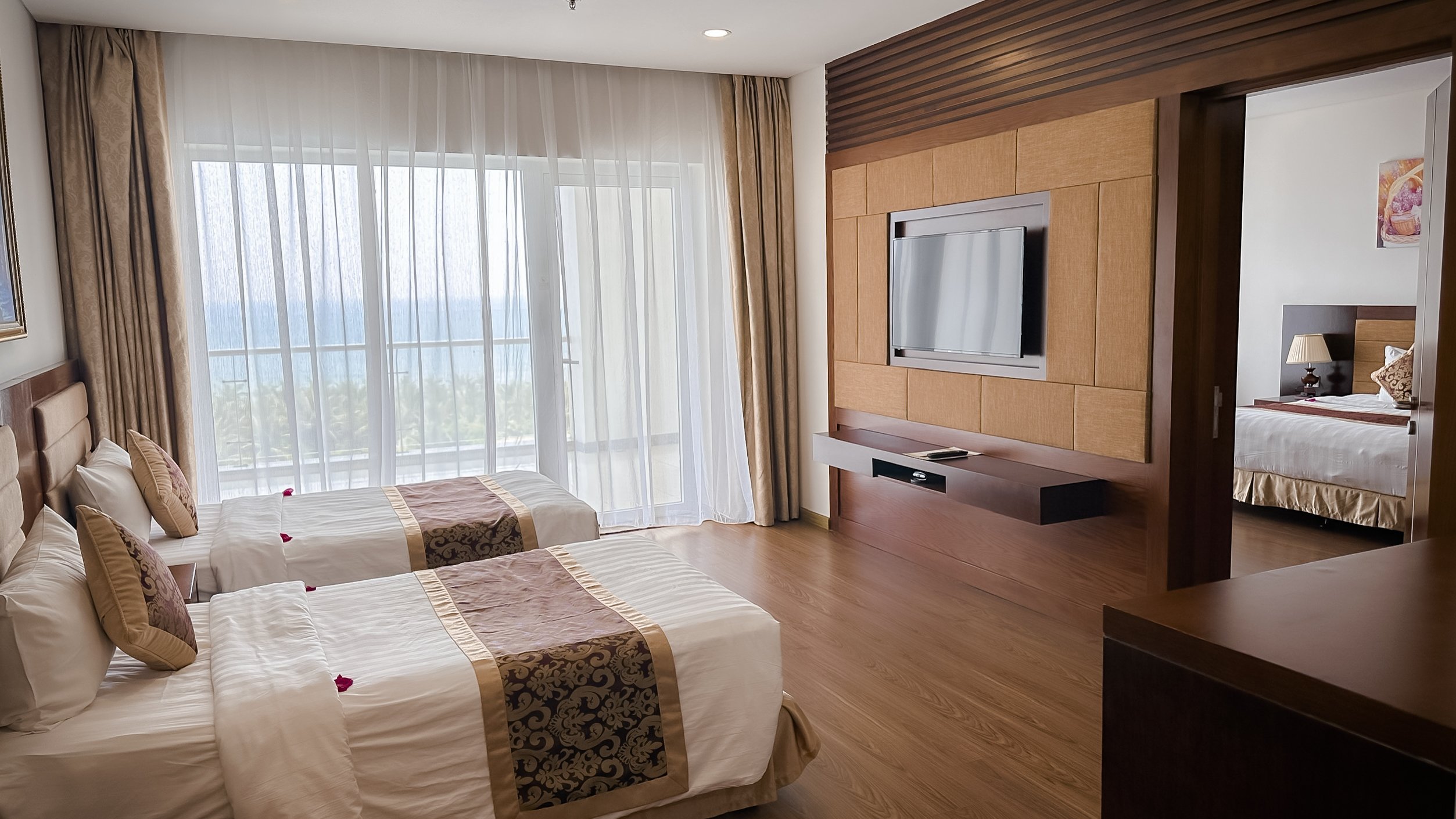 Phòng nghỉ Goldcoasr Resort & Spa
